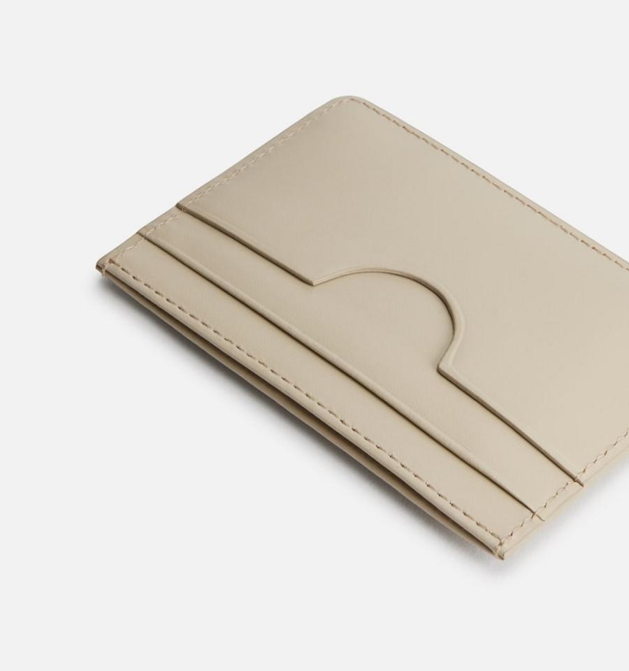 Beige Ami Paris Card Holder Card Case | ami_IE598