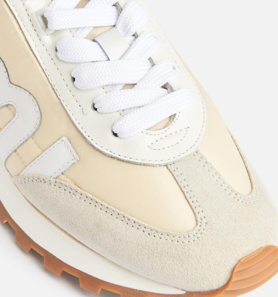 Beige Ami Paris logo-patch panelled Sneakers | ami_IE264