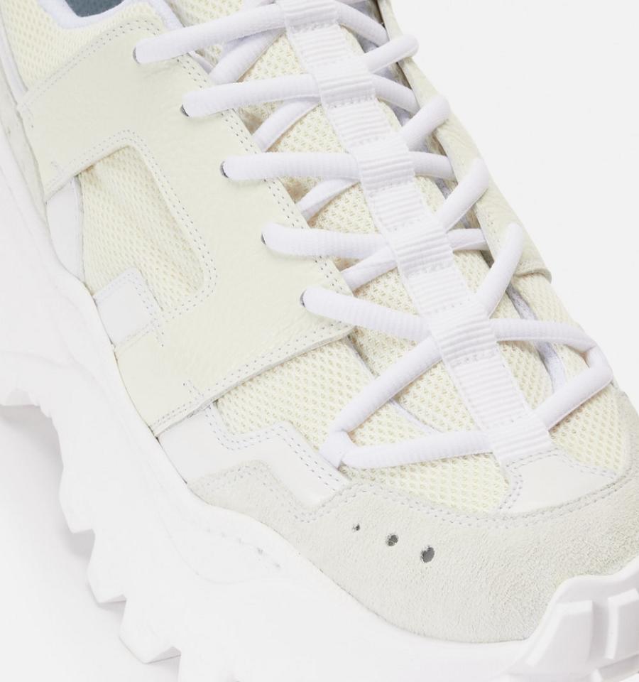 White Ami Paris Lucky 9 Sneakers | ami_IE215