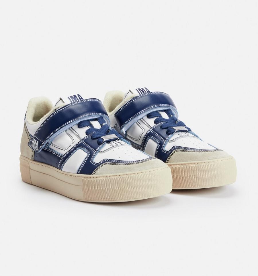 White / Navy Ami Paris Low Top Ami Arcade Sneakers | ami_IE392